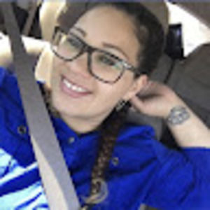 Meet your Posher, Yolanda